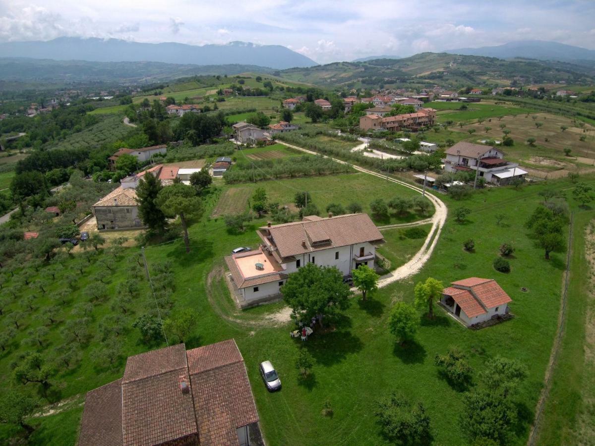 Le Terre D'Abruzzo Guest House Alanno Bagian luar foto